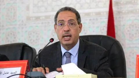 عامل إقليم سطات يترأس اجتماعا للإفراج عن مشاريع رياضية مختلفة