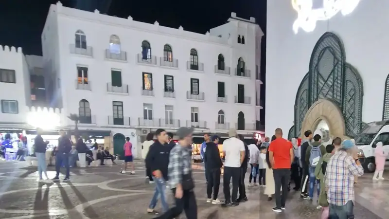 تطوان.. فوضى لعب الكرة تتحول إلى اعتداء أمام القصر الملكي
