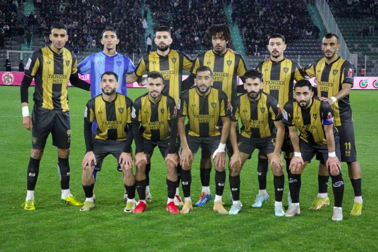 انفراج مالي داخل فريق المغرب التطواني … صرف المستحقات يضع اللاعبين أمام مسؤولياتهم