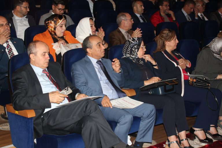 المنازعات الجمركية تحت مجهر القضاء والإدارة بطنجة.. دعوات لتبسيط المساطر وحماية حقوق المتقاضين